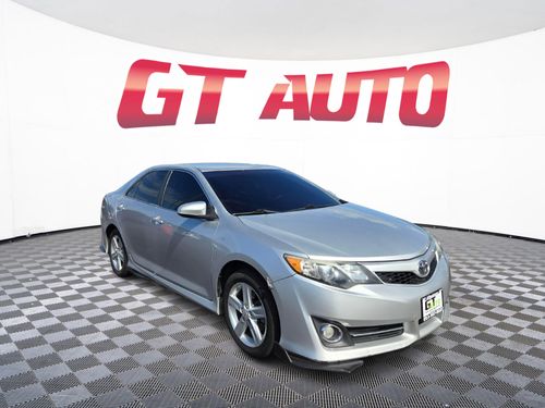 7942 - 2012 Toyota Camry SE