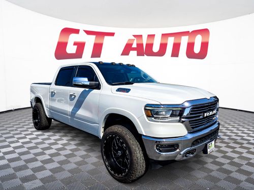 7945 - 2020 Ram 1500 Laramie Crew Cab