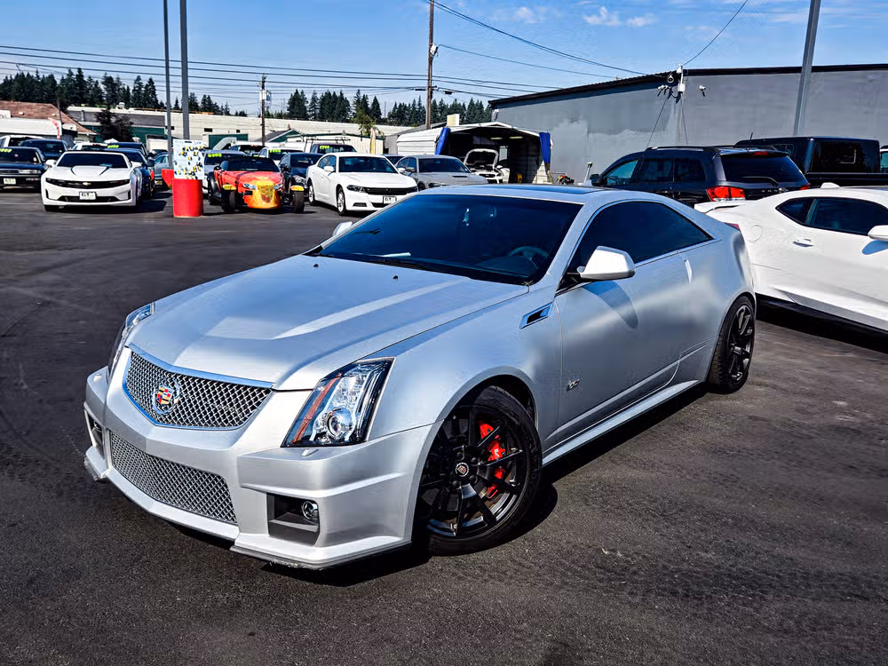 2013 Cadillac CTS-V Base Image 9