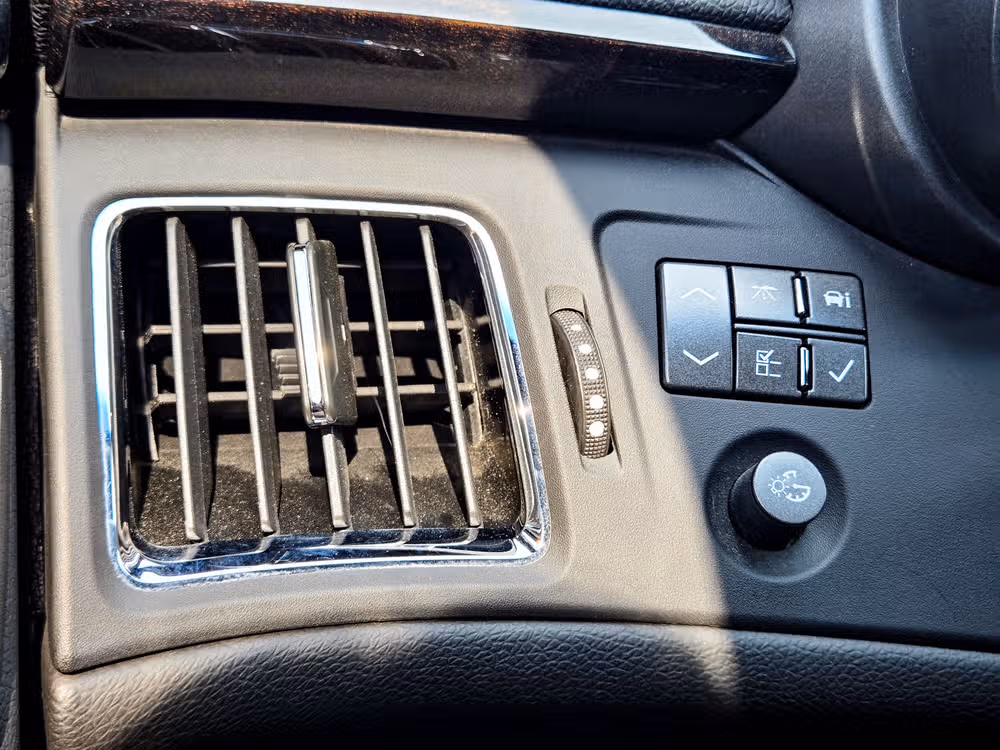 2013 Cadillac CTS-V Base Image 39