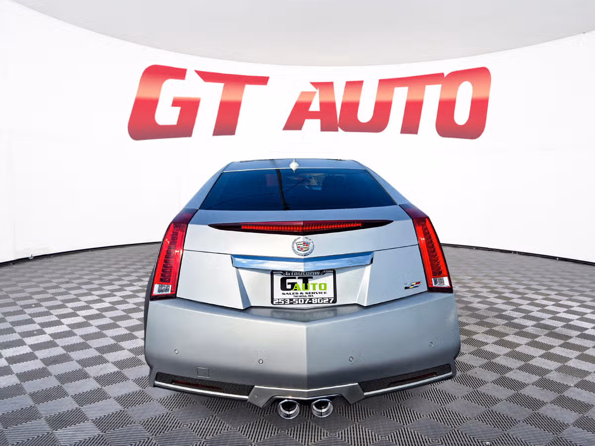 2013 Cadillac CTS-V Base Image 6