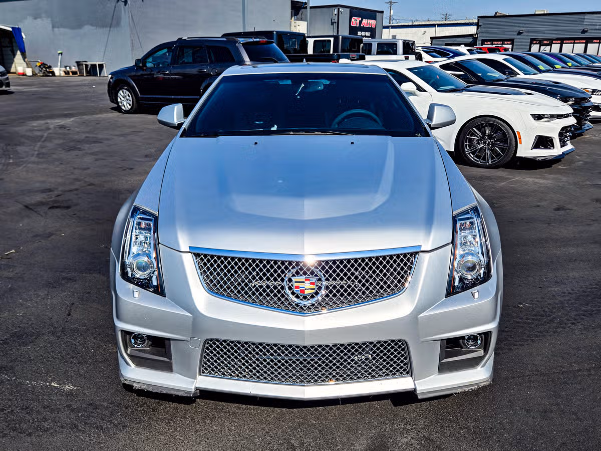 2013 Cadillac CTS-V Base Image 11