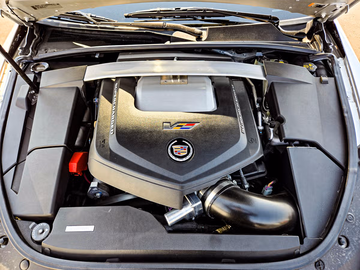 2013 Cadillac CTS-V Base Image 16