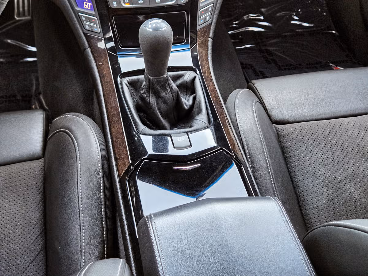2013 Cadillac CTS-V Base Image 36