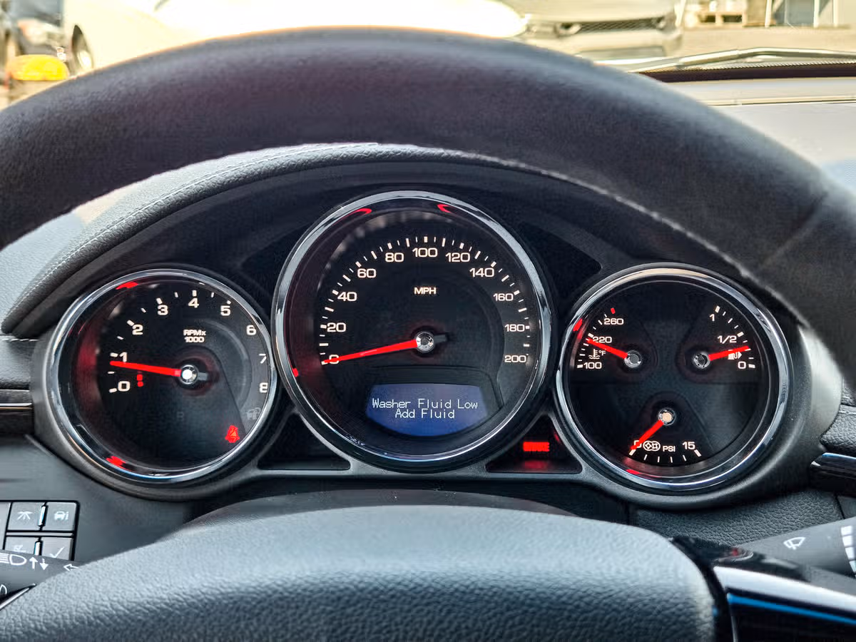 2013 Cadillac CTS-V Base Image 38
