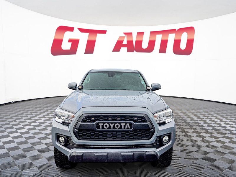 2021 Toyota Tacoma SR5 V6 Upper Image 2