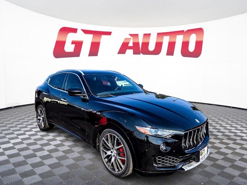2017 Maserati Levante S Upper Image 1