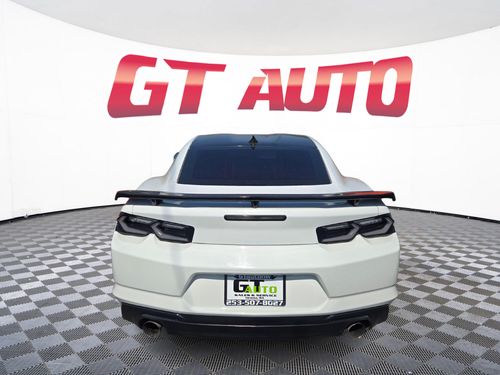 2019 Chevrolet Camaro SS Lower Image 3