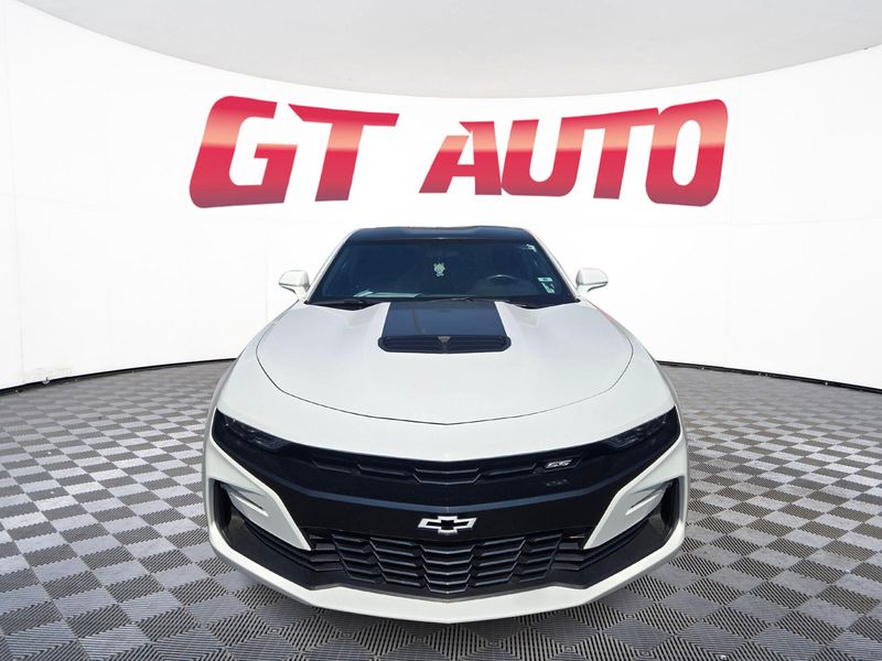2019 Chevrolet Camaro SS Upper Image 2