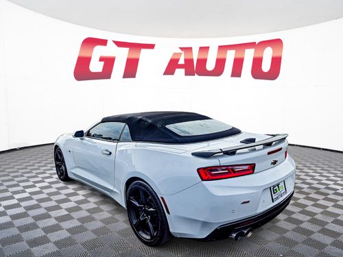 2016 Chevrolet Camaro SS Lower Image 3