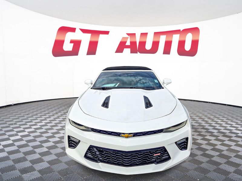 2016 Chevrolet Camaro SS Upper Image 2