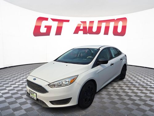 2017 Ford Focus S Lower Image 1