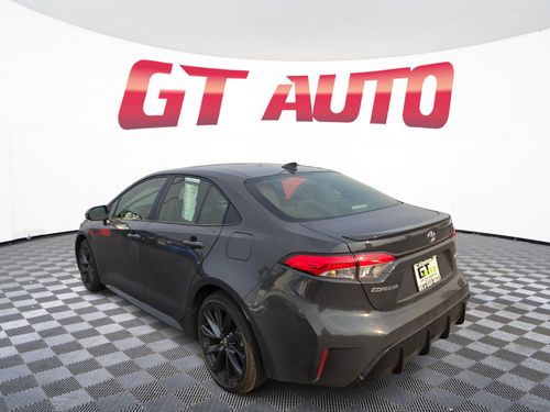 2024 Toyota Corolla SE Lower Image 2