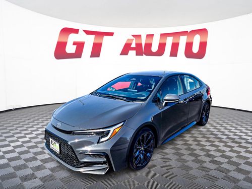 2024 Toyota Corolla SE Lower Image 1