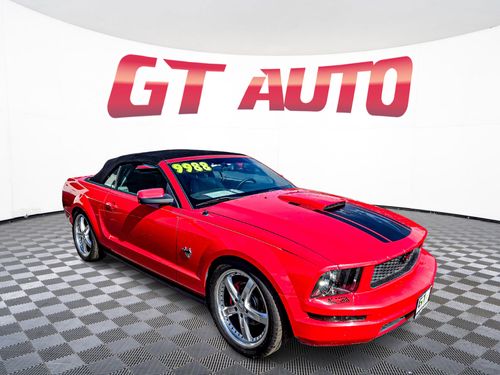 8012 - 2009 Ford Mustang V6 Deluxe