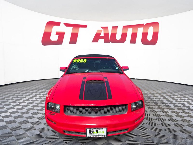 2009 Ford Mustang V6 Deluxe Upper Image 2