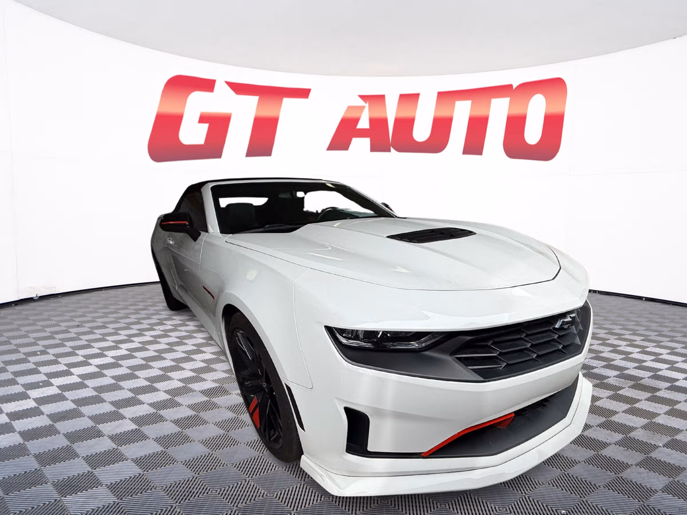 2021 Chevrolet Camaro LT1 Image 1