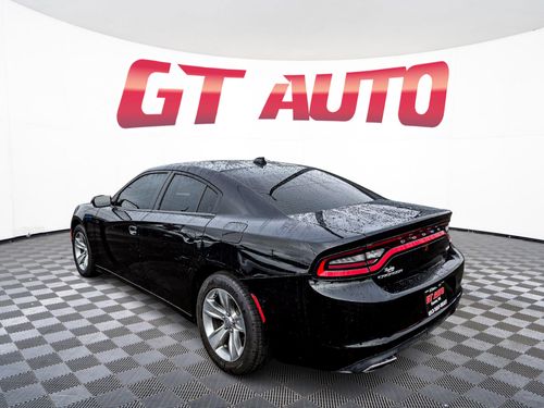 2016 Dodge Charger SXT Lower Image 3