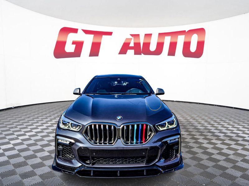 2020 BMW X6 M50i Upper Image 2