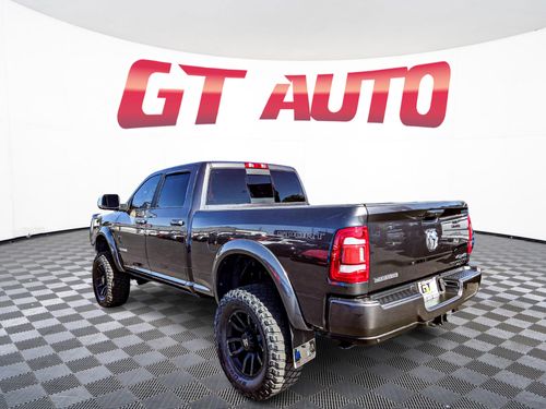 2022 Ram 3500 Laramie Crew Cab Lower Image 3