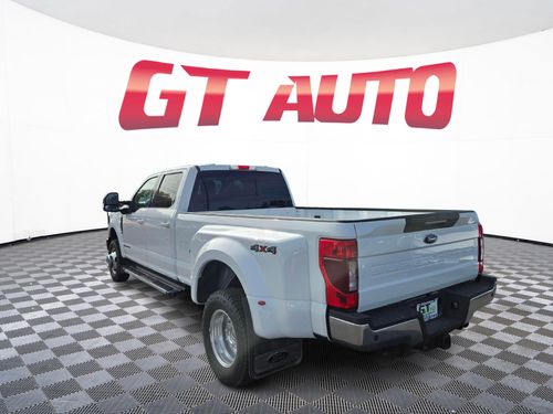 2022 Ford F-350 Super Duty Lariat Crew Cab Lower Image 2