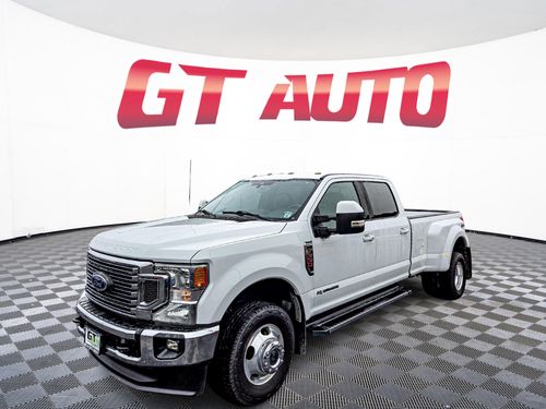 2022 Ford F-350 Super Duty Lariat Crew Cab Lower Image 1