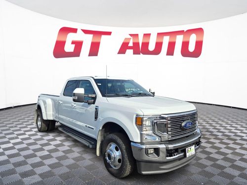 8006 - 2022 Ford F-350 Super Duty Lariat Crew Cab