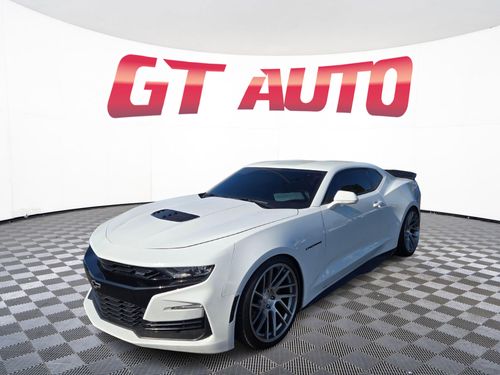 2019 Chevrolet Camaro SS Lower Image 1