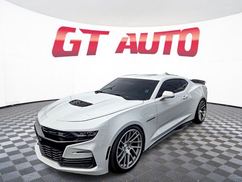 2019 Chevrolet Camaro SS Lower Image 1