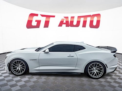 2019 Chevrolet Camaro SS Lower Image 2