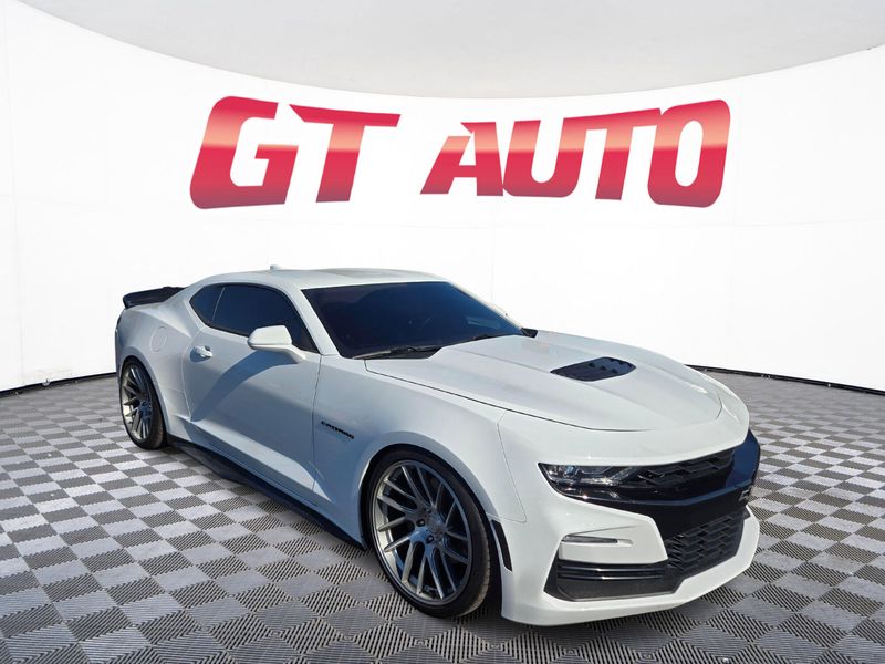 2019 Chevrolet Camaro SS Upper Image 1