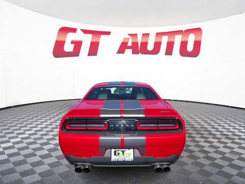 2015 Dodge Challenger SRT 392 Lower Image 3