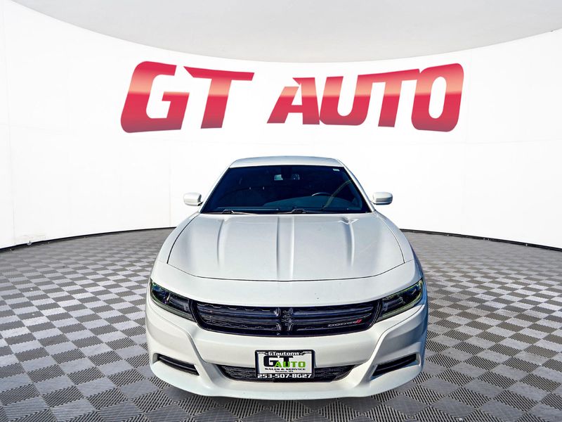 2018 Dodge Charger SXT Plus Upper Image 2