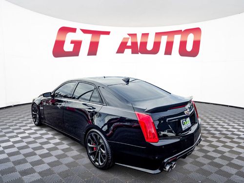 2019 Cadillac CTS-V Base Lower Image 3