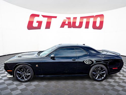 2019 Dodge Challenger R/T Scat Pack Lower Image 2