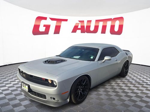 2022 Dodge Challenger R/T Lower Image 1