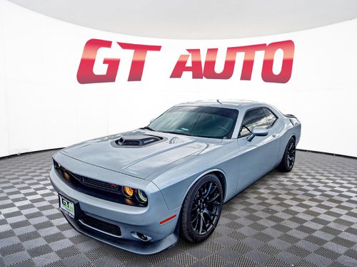 2022 Dodge Challenger R/T Lower Image 1
