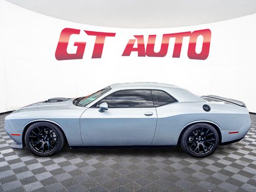 2022 Dodge Challenger R/T Lower Image 2