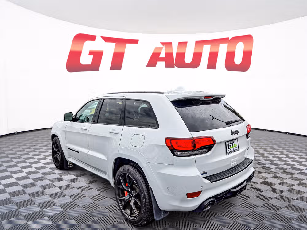 2020 Jeep Grand Cherokee SRT Image 5