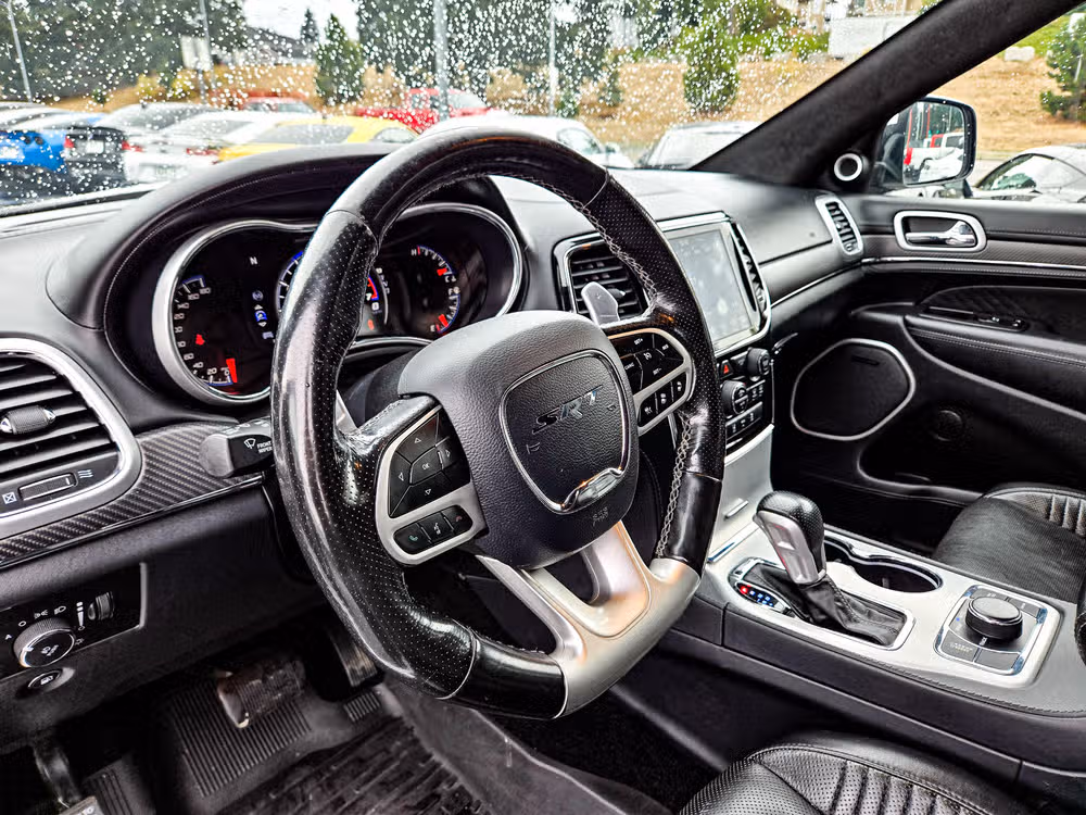 2020 Jeep Grand Cherokee SRT Image 9