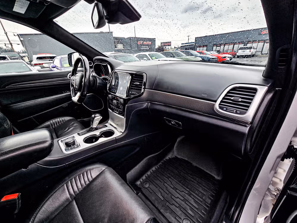 2020 Jeep Grand Cherokee SRT Image 15