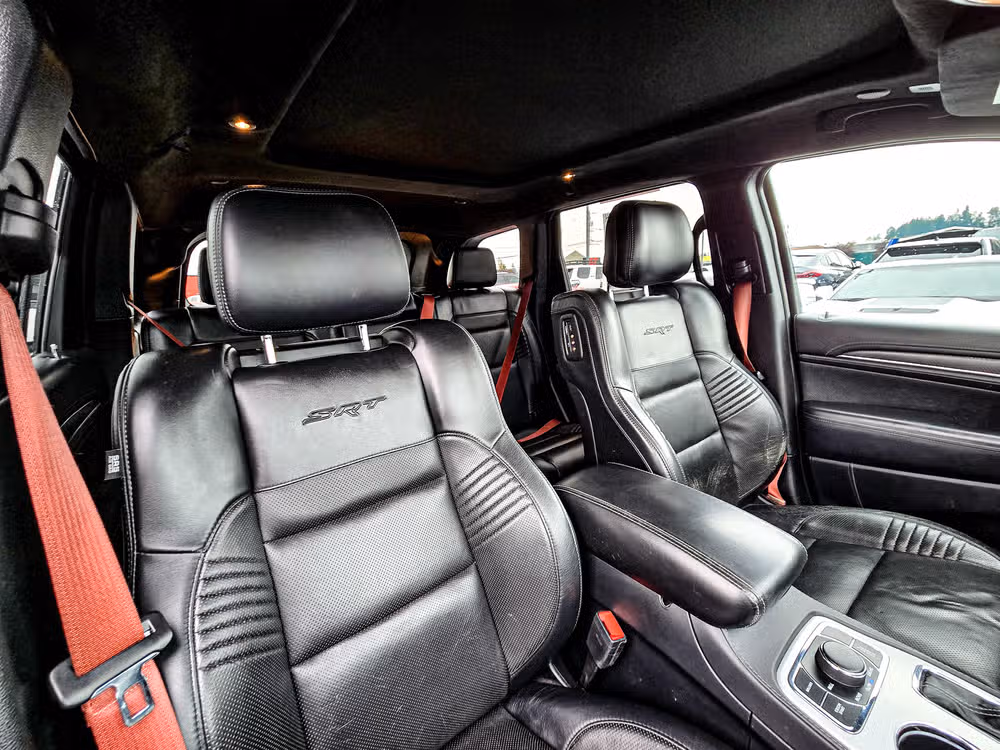 2020 Jeep Grand Cherokee SRT Image 16