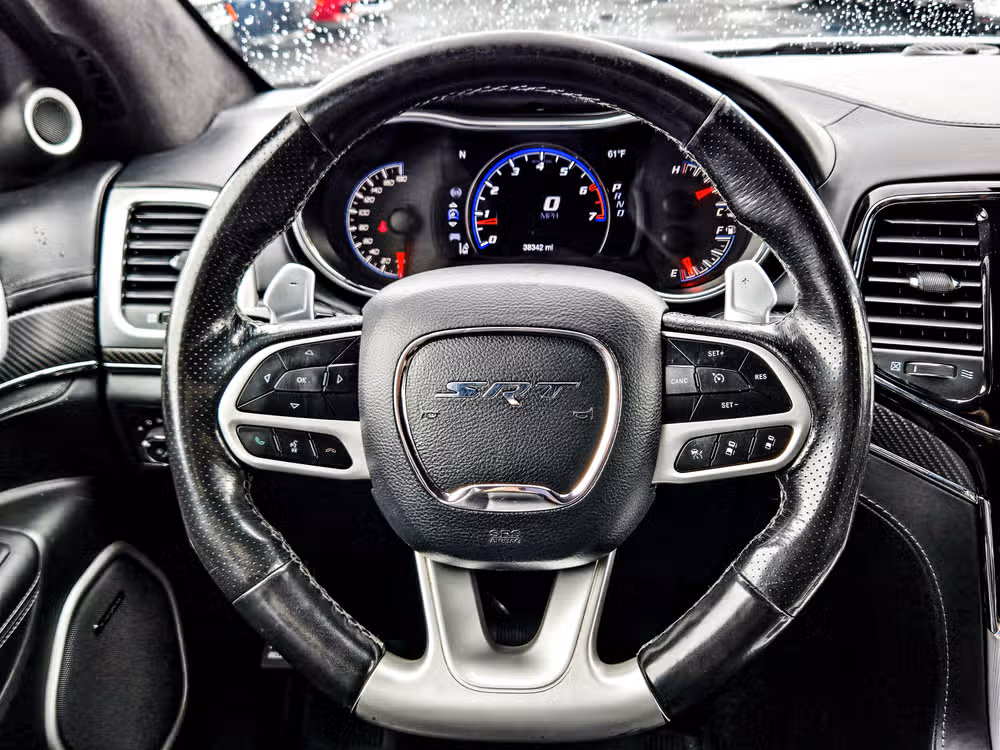 2020 Jeep Grand Cherokee SRT Image 20