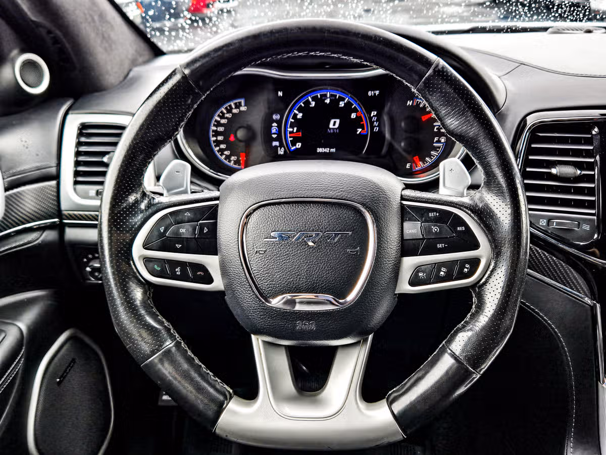 2020 Jeep Grand Cherokee SRT Image 20