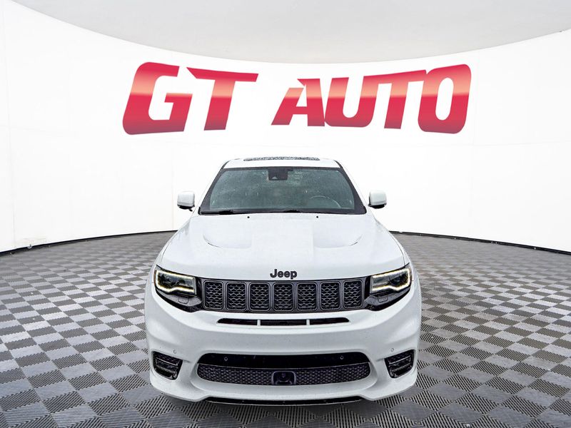 2020 Jeep Grand Cherokee SRT Upper Image 2