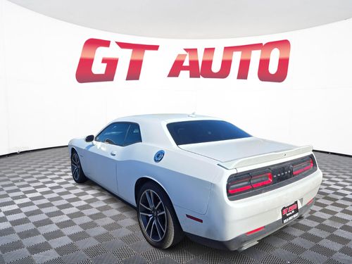 2022 Dodge Challenger R/T Lower Image 2