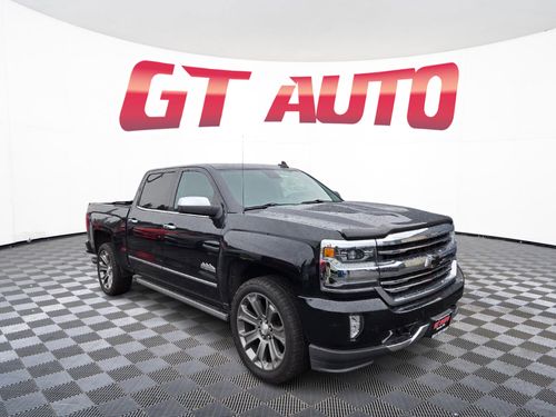 8065 - 2018 Chevrolet Silverado 1500 High Country Crew Cab