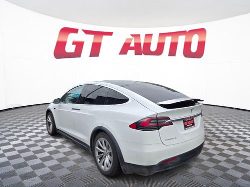 2018 Tesla Model X 75D Lower Image 2