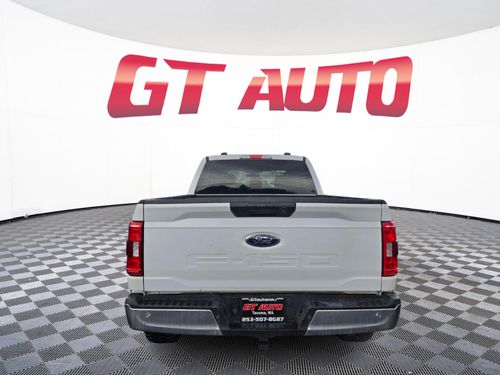 2021 Ford F-150 XLT SuperCrew Lower Image 3