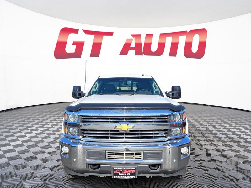 2015 Chevrolet Silverado 2500HD LTZ Crew Cab Upper Image 2